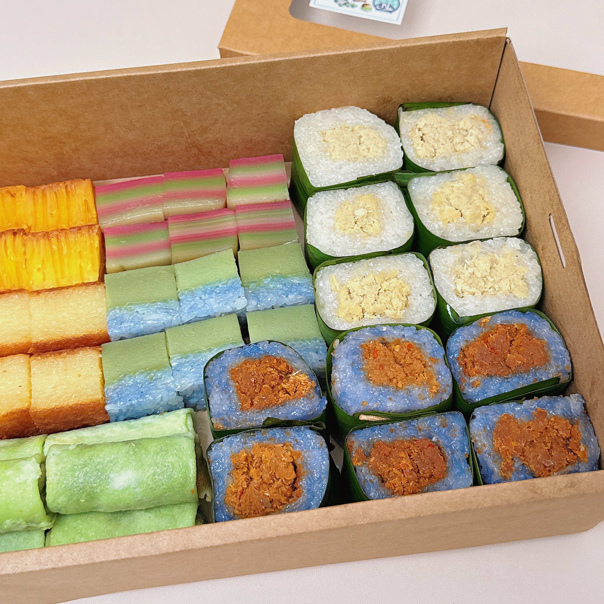 Bite-size Small Kueh Box (42 pcs) – OLLELLA