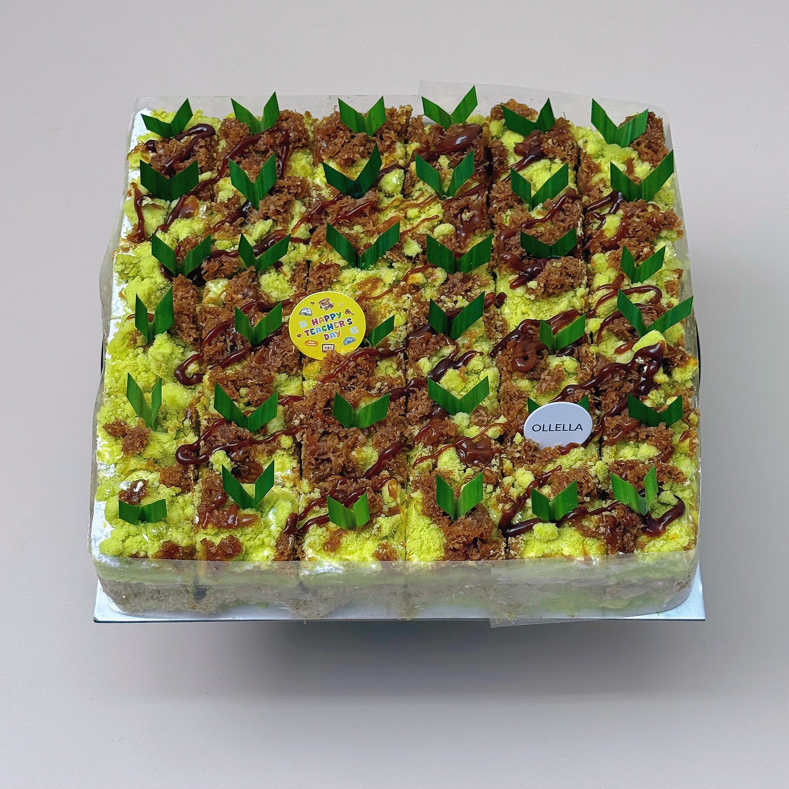 Precut Large Ondeh Ondeh Cake (30 pcs) Dairy-free (Teacher's Day Edition)