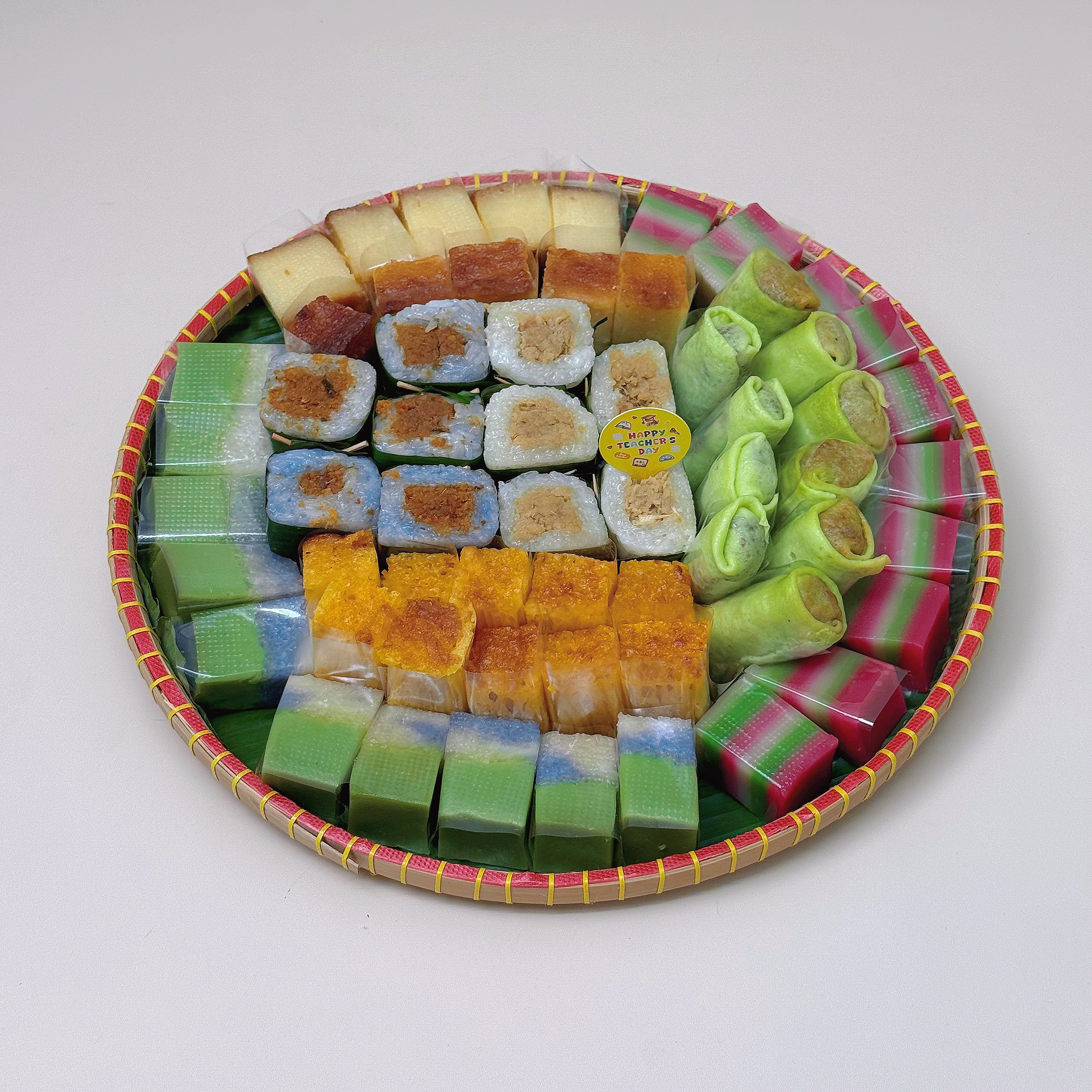 Bite-size Kueh Bamboo Platter (70pcs) Teacher's Day edition