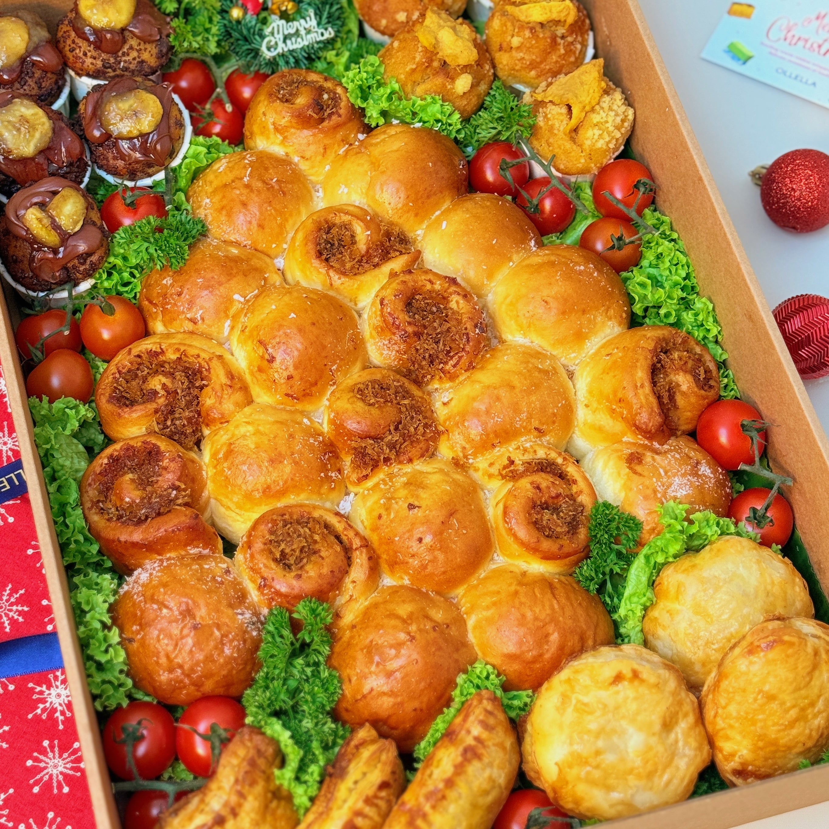 Santa’s Brioche Box