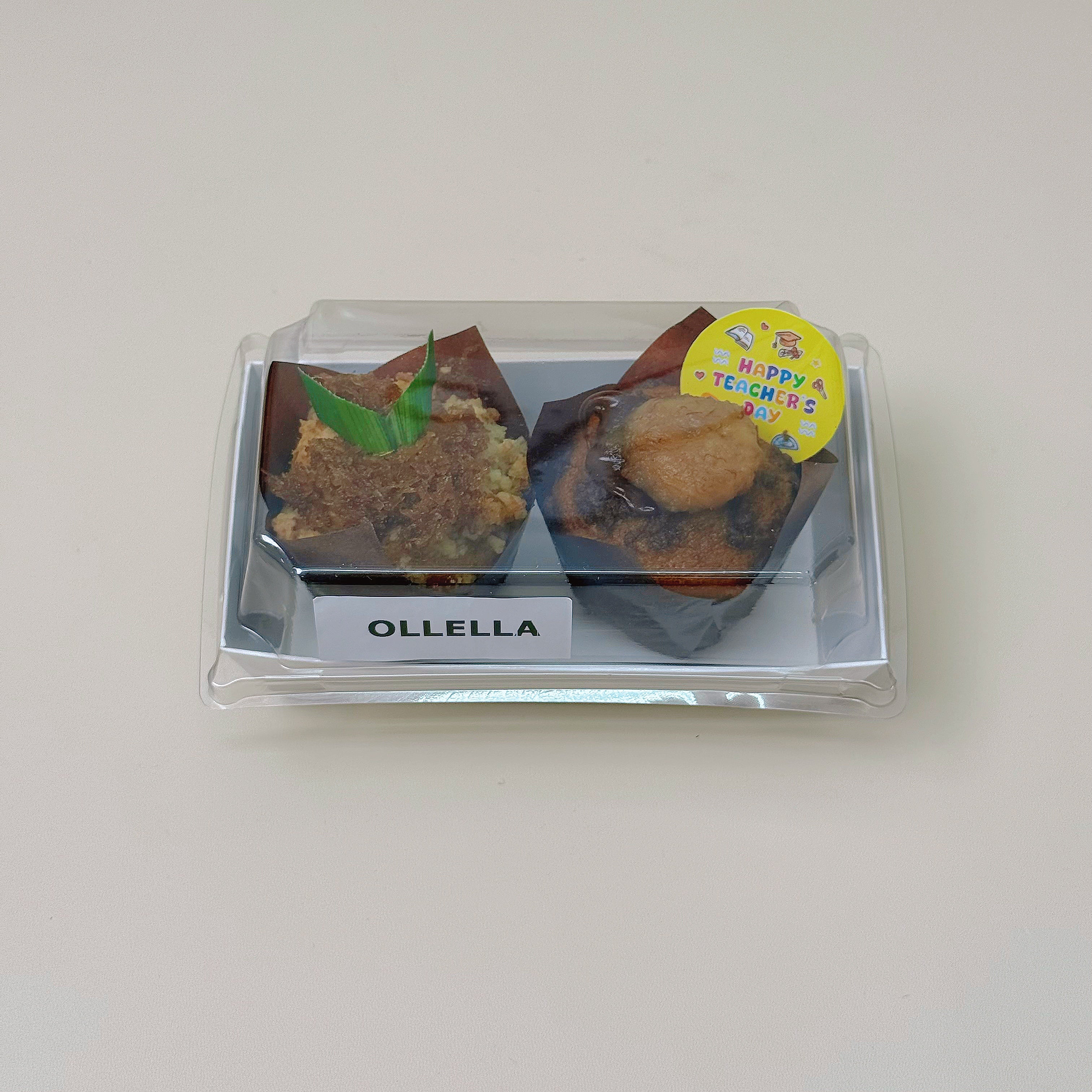 2 pcs mini muffins (Teacher's Day edition)