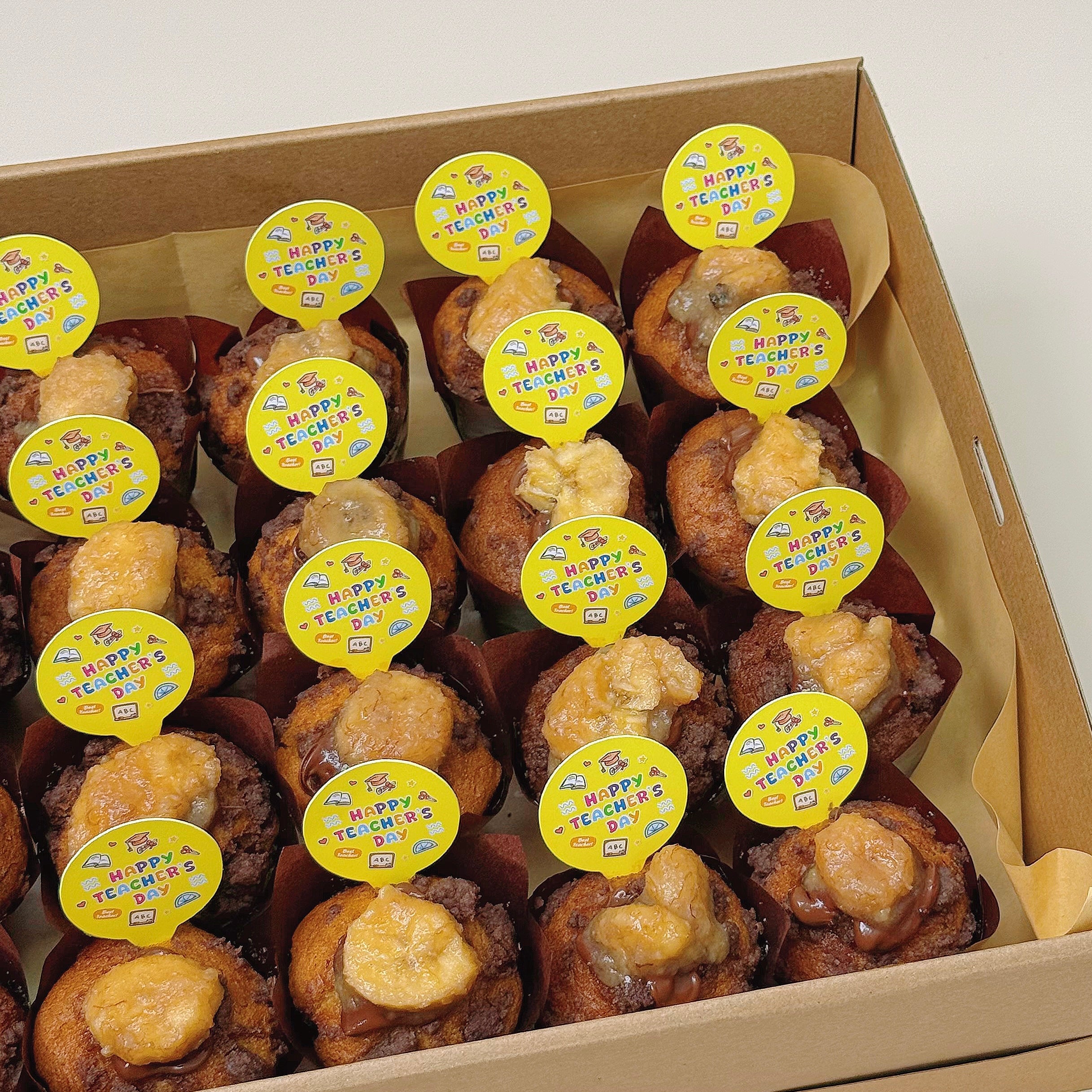 24 pcs mini muffins (Teacher's Day edition)