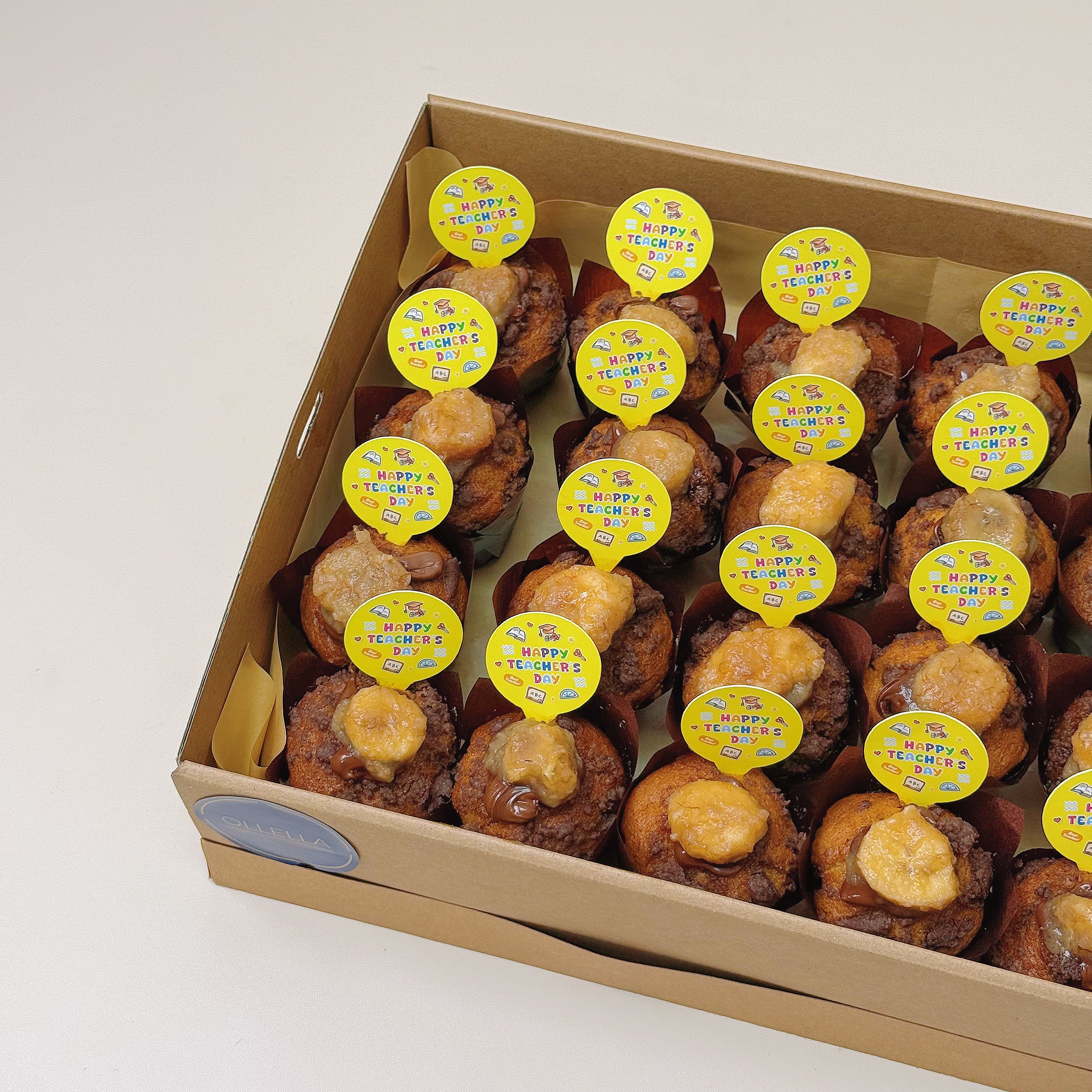 24 pcs mini muffins (Teacher's Day edition)
