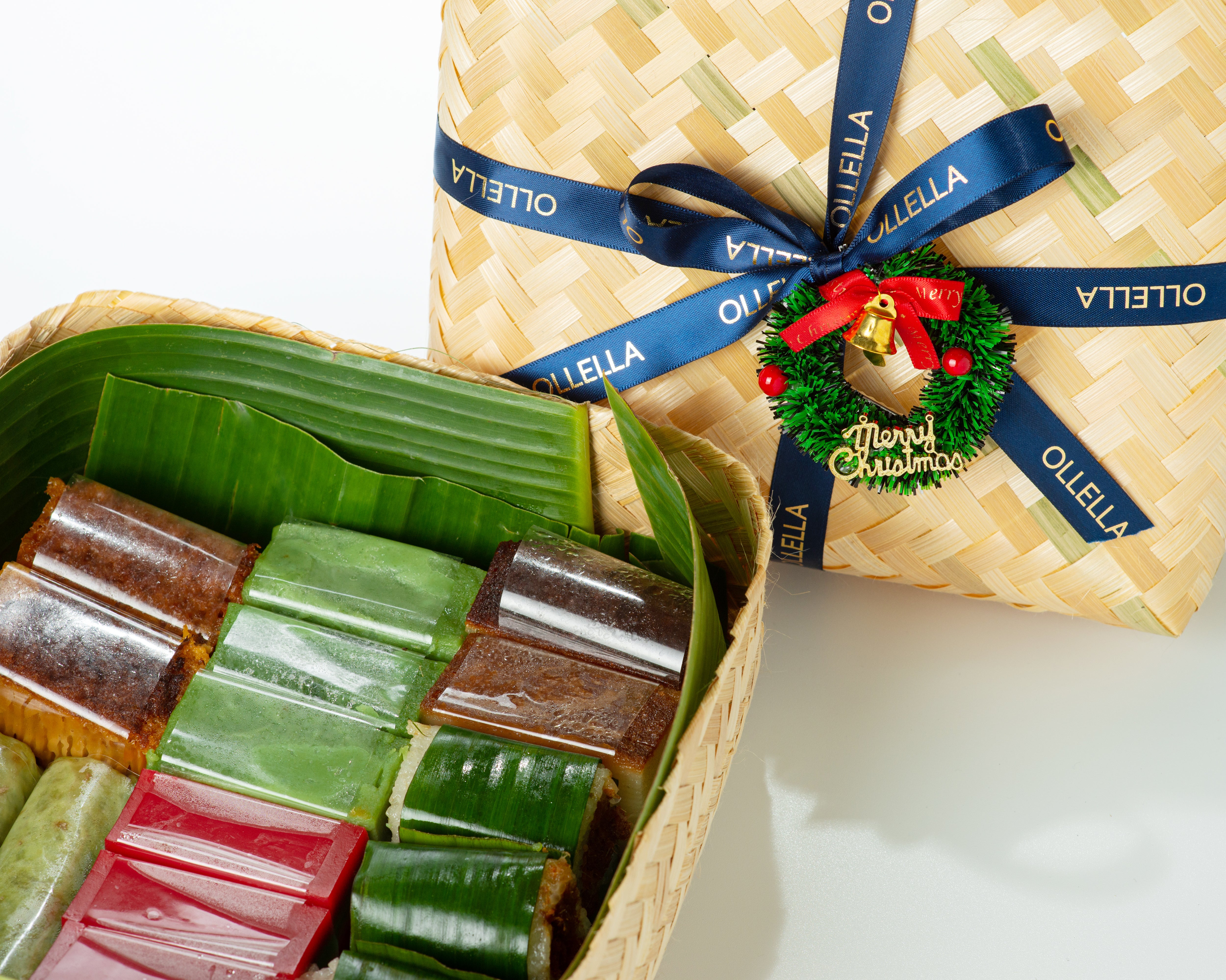 Christmas 16 pcs kueh parcel